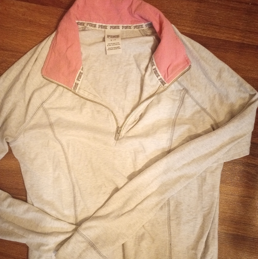 VS PINK pullover